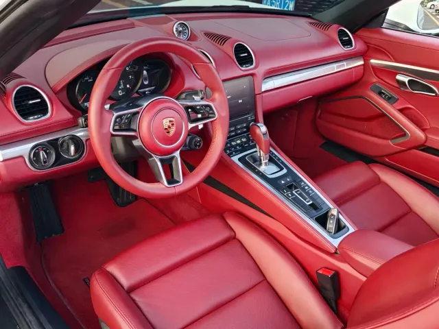 Porsche 718 — Фото автомобиля 6