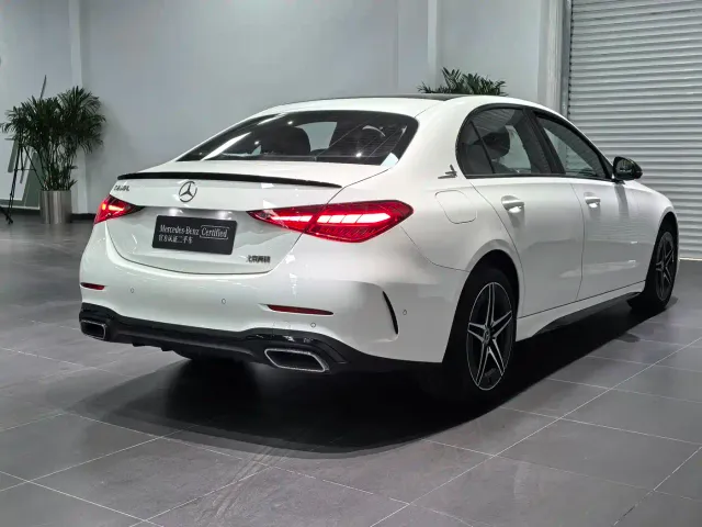 Mercedes-Benz C-Class — Фото автомобиля 20