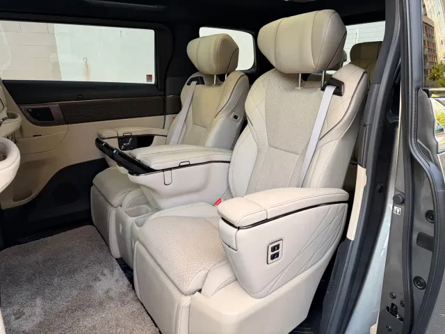 Toyota Alphard — Фото автомобиля 5
