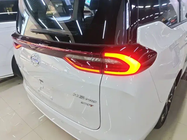GAC Trumpchi M6 — Фото автомобиля 7