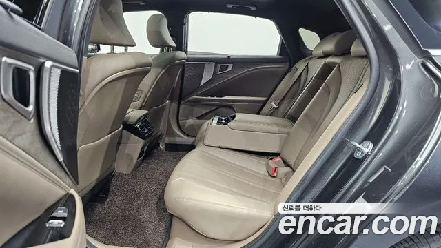 Kia K8 Hybrid — Фото автомобиля 11