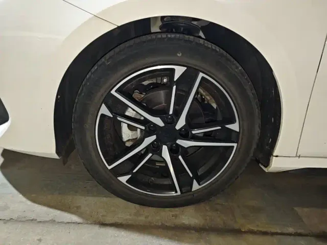 Geely Binrui — Фото автомобиля 22