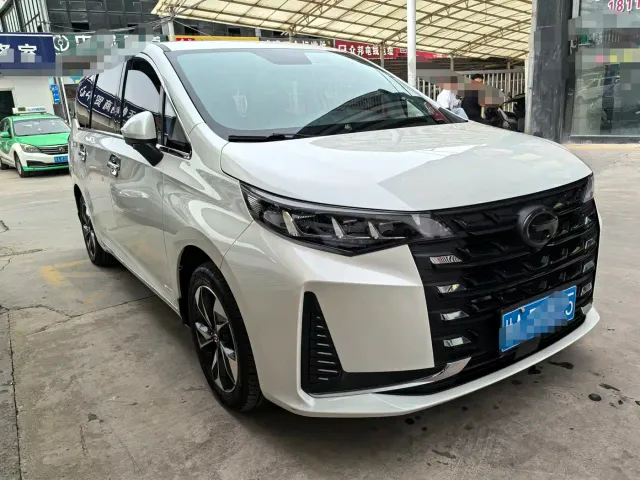 GAC Trumpchi M6 — Фото автомобиля 3