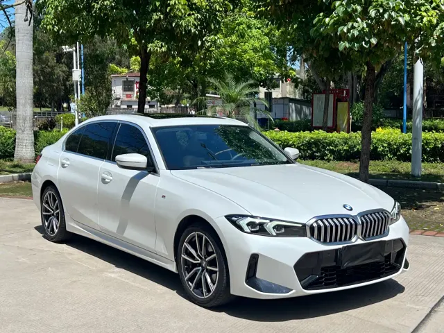 BMW 3 Series — Фото автомобиля 3