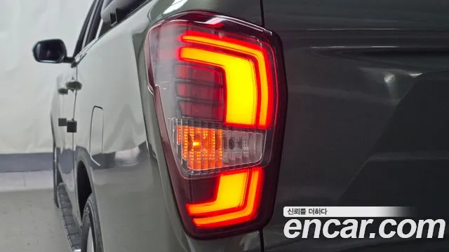 KG_Mobility_Ssangyong Rexton Новый Rexton Sport Khan Дизель 2.2 4WD — Фото автомобиля 23