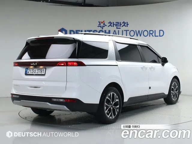 Kia Canival Carnival 4 поколение 9 мест Prestige — Фото автомобиля 2