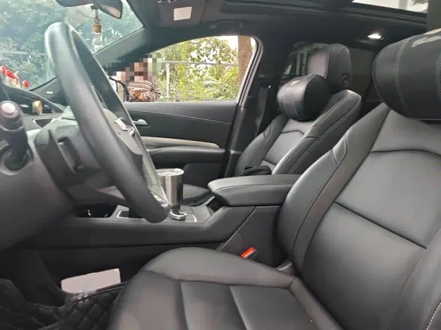 Cadillac XT4 — Фото автомобиля 7