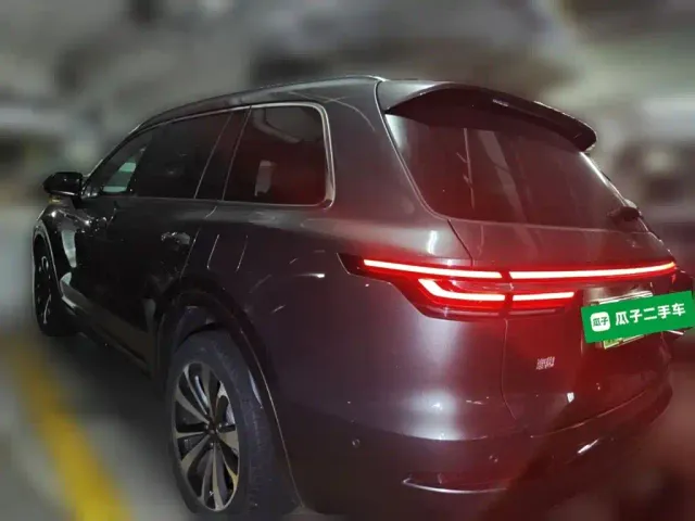 Li Auto ONE — Фото автомобиля 4