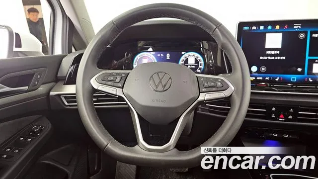 Volkswagen Golf Golf 8 поколение 2.0 TDI Prestige — Фото автомобиля 13