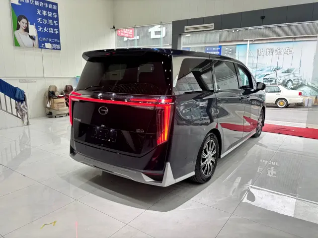 GAC Trumpchi E9 — Фото автомобиля 6