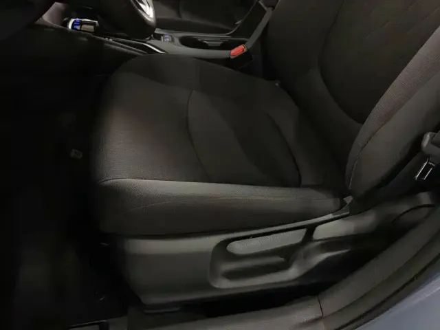 Toyota Corolla 2021 Hybrid 1.8L E-CVT Pioneer Edition — Фото автомобиля 20