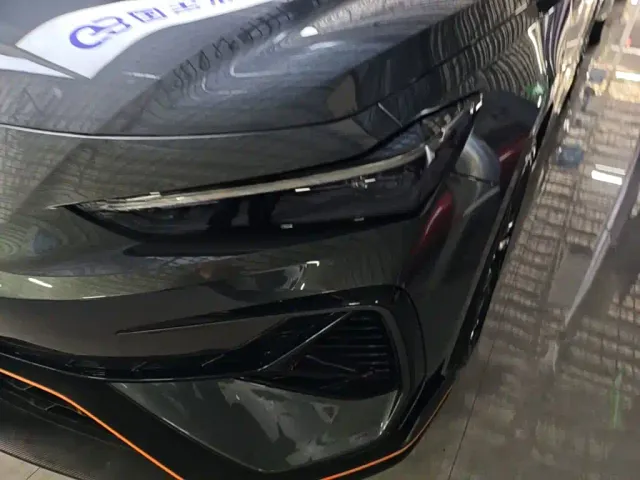 Changan Changan UNI-V 2025 1.5T Sport Edition — Фото автомобиля 2