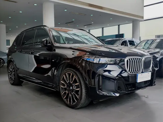BMW X5 — Фото автомобиля 3