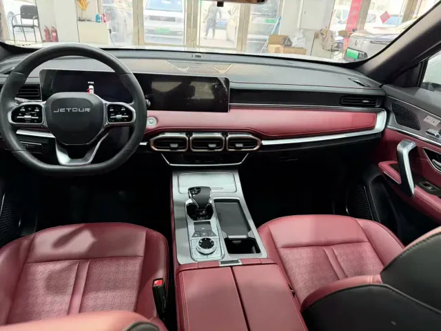 Jetour X70 Plus — Фото автомобиля 10