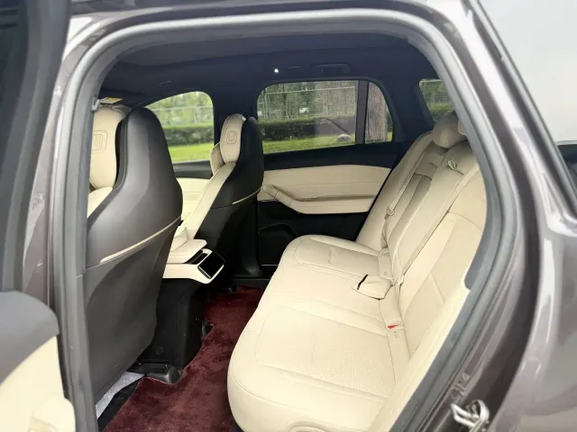 Nio ES6 — Фото автомобиля 10