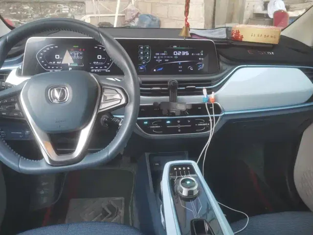 Changan Benben E-Star — Фото автомобиля 12