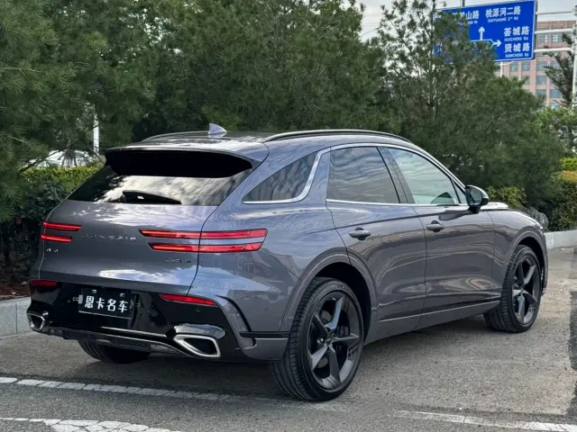 Genesis GV70 — Фото автомобиля 7