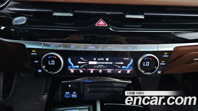 Genesis G80 Бензин 3.5 турбо AWD — Фото автомобиля 25