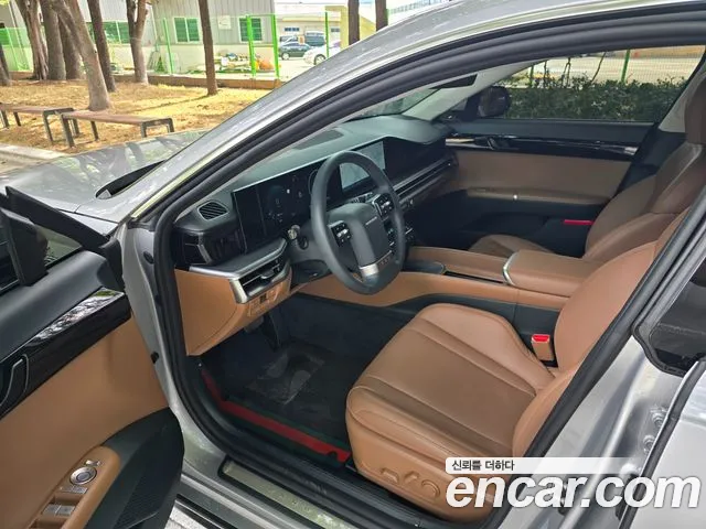 Hyundai Grandeur Grandeur (GN7) 2.5 Бензин 2WD — Фото автомобиля 10