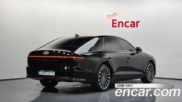 Hyundai Grandeur GN7 — Фото автомобиля 2