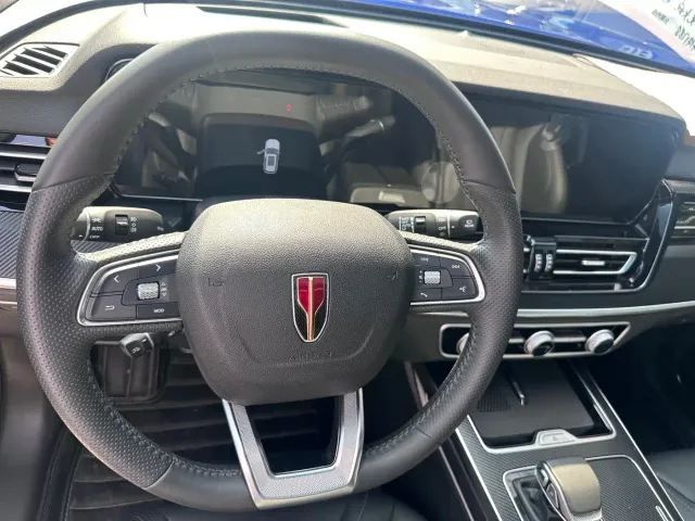 Hongqi HS5 — Фото автомобиля 8