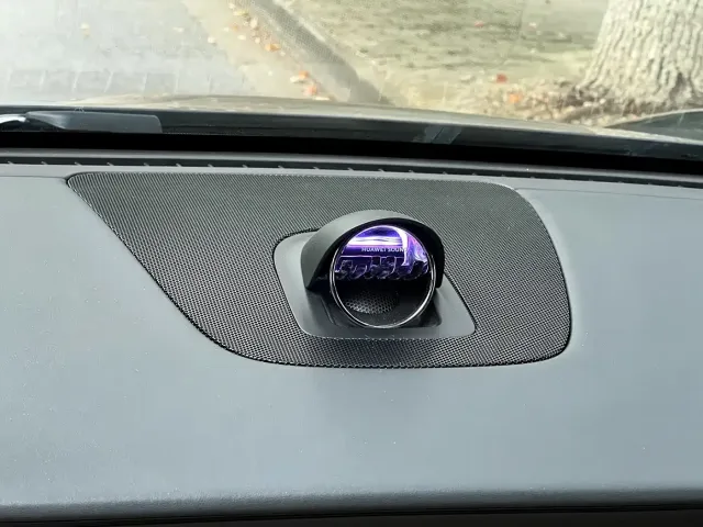 Zhijie Luxeed R7 2026 Range Extender Max — Фото автомобиля 19