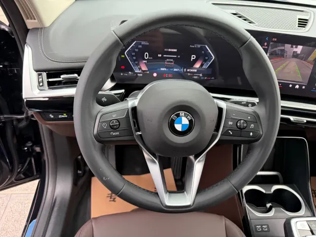 BMW X1 — Фото автомобиля 24