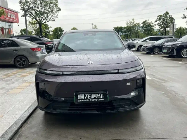 Leapmotor B10 — Фото автомобиля 2