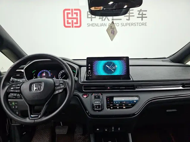 Honda Elysion — Фото автомобиля 14