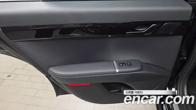 Hyundai Grandeur GN7 — Фото автомобиля 14