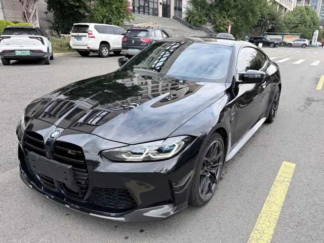 Фотография автомобиля — BMW M4