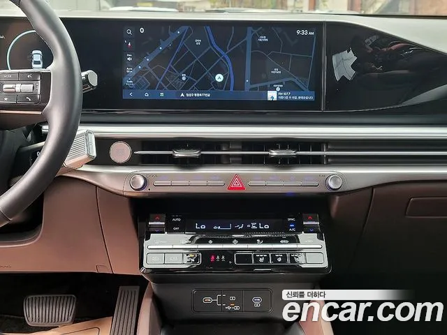 Hyundai Grandeur Grandeur (GN7) 2.5 Бензин 2WD — Фото автомобиля 10