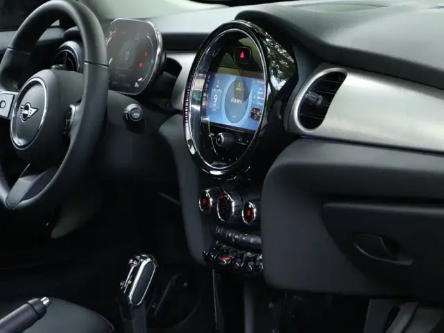 MINI Hatch — Фото автомобиля 18
