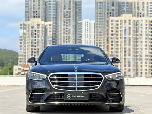 Mercedes-Benz S-Class — Фото автомобиля 2