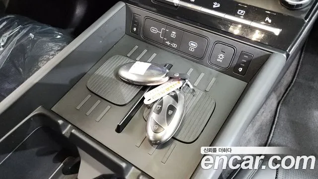 Hyundai Santafe — Фото автомобиля 17
