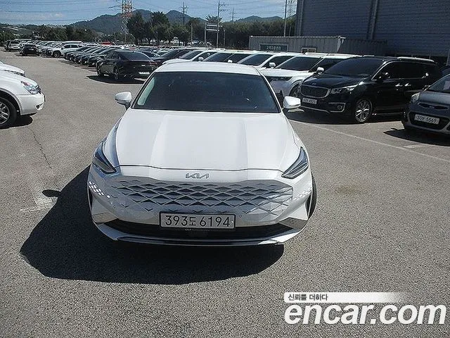 Kia K8 — Фото автомобиля 3
