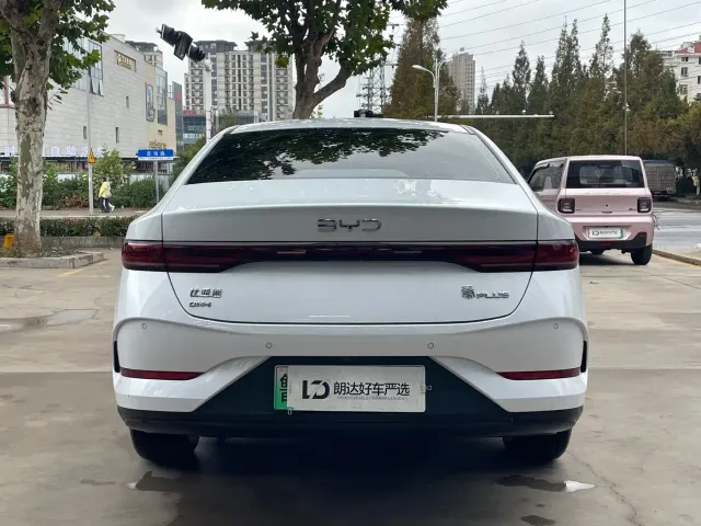 BYD Qin PLUS — Фото автомобиля 8