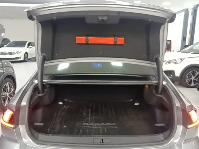 Peugeot 508 — Фото автомобиля 18