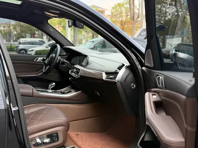 BMW X5 — Фото автомобиля 13