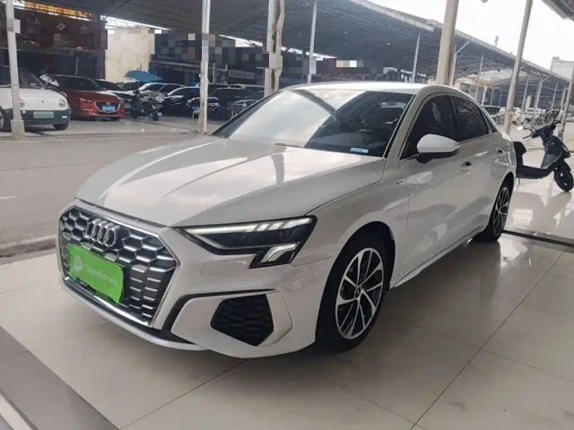 Фотография автомобиля — Audi A3
