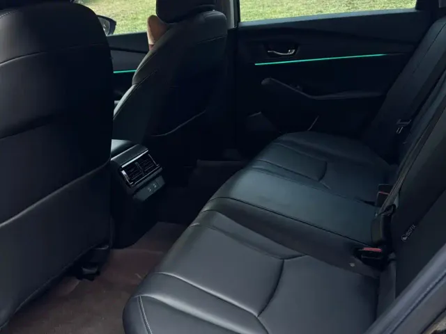 Honda Accord — Фото автомобиля 13