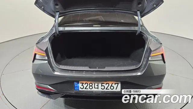 Hyundai Avante CN7 — Фото автомобиля 17