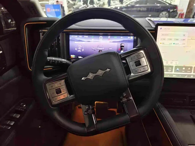 BYD FangChengBao Leopard 5 — Фото автомобиля 8