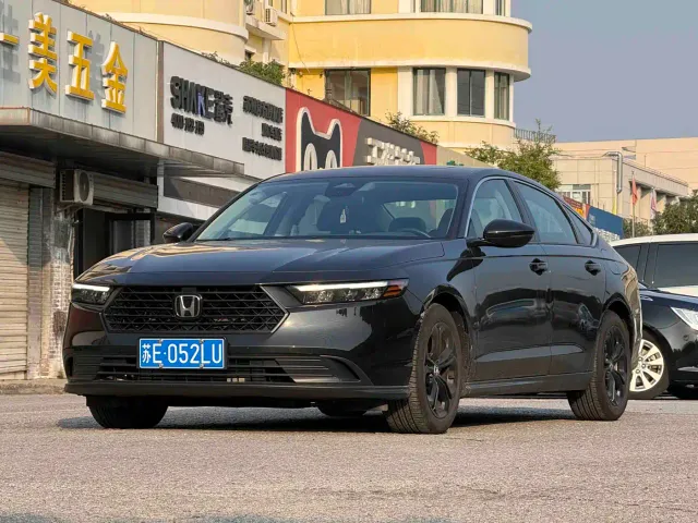 Honda Accord — Фото автомобиля 4