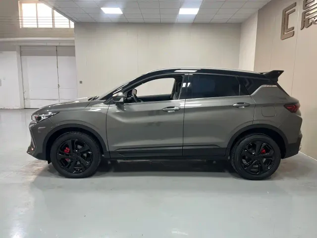 Geely Binyue — Фото автомобиля 13