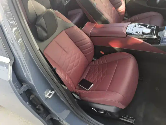 BMW i5 — Фото автомобиля 24