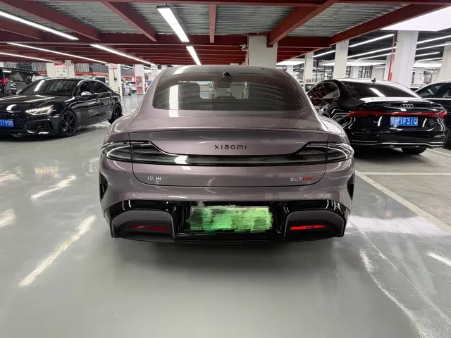 Xiaomi SU7 — Фото автомобиля 14