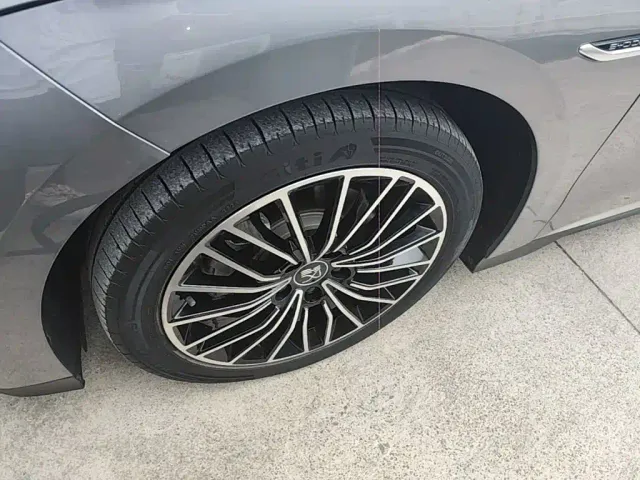 BYD Han 2024 EV Glory Edition 506KM FWD Premium — Фото автомобиля 22