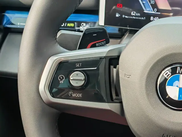 BMW 5 Series — Фото автомобиля 14