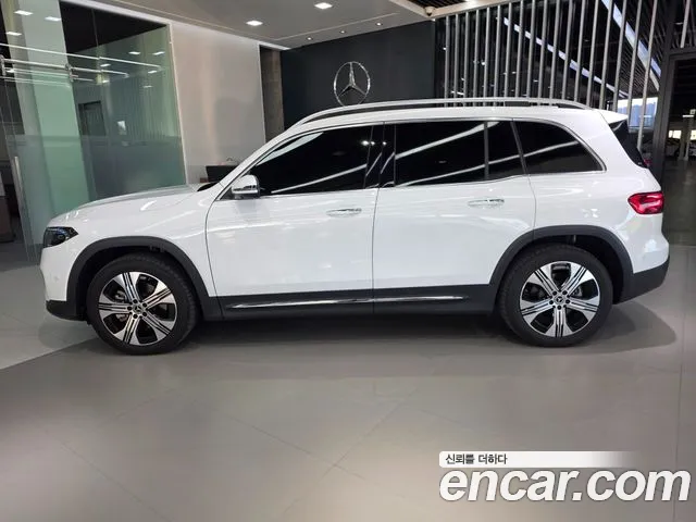 Mercedes-Benz EQB X243 — Фото автомобиля 6